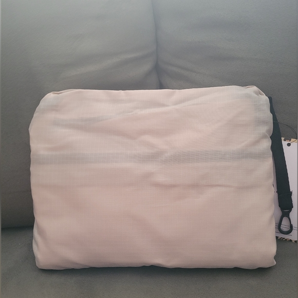 APL Backpack - Picture 2 of 5